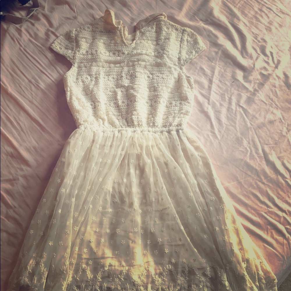 Lace dress